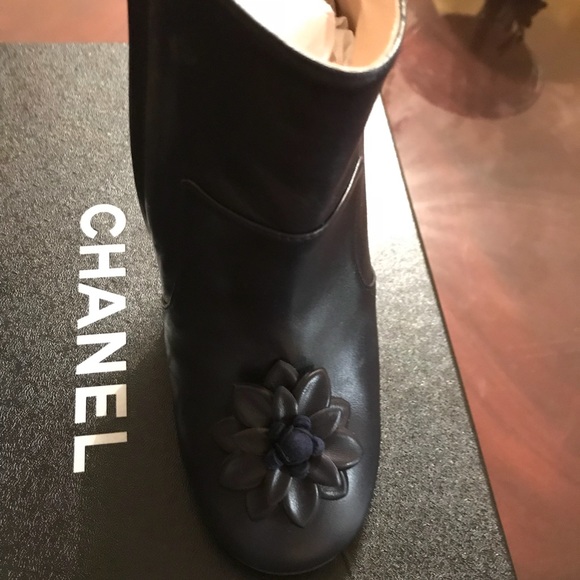 Chanel booties - Picture 3 of 5